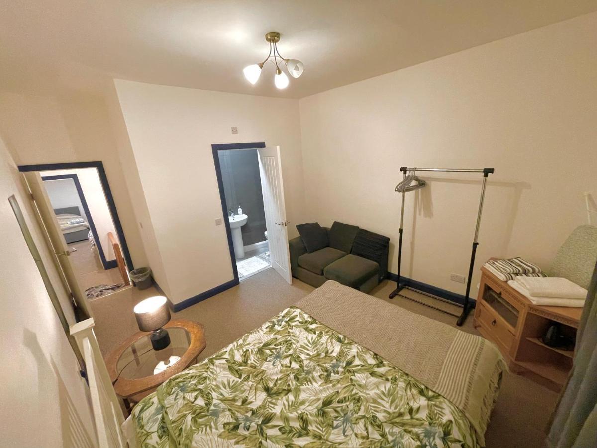 2 Bedroom Cottage Gloucester City Center Exterior photo